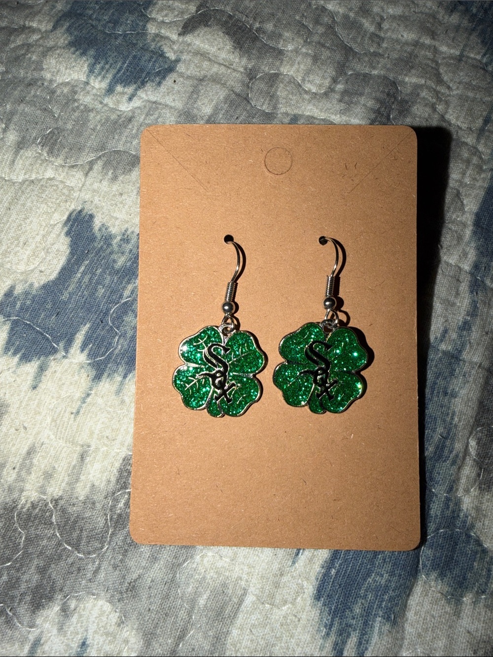 Chicago White Sox Green  Four-Leaf Clover Dangle Earrings - Glitter
